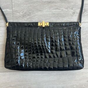 Vintage Valerie Jeans Black Leather Crocodile Style Crossbody Bag